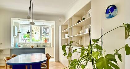 2 bedrooms - baby crib & furnished