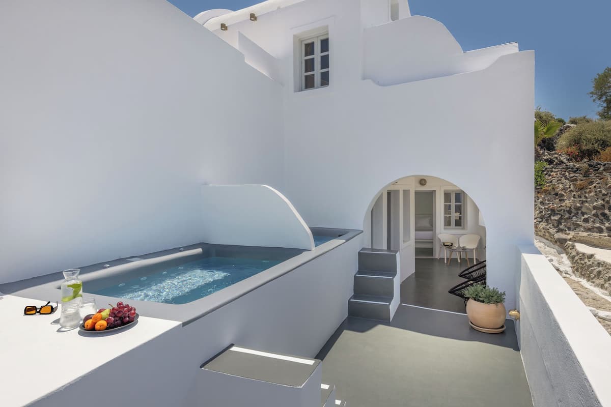Deluxe Double with Outdoor Hot Tub & Sea View | 露台