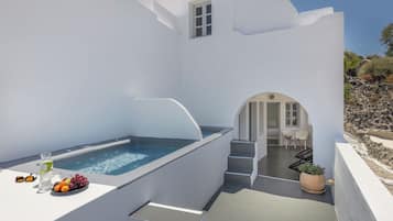 Deluxe Double with Outdoor Hot Tub & Sea View | Terrass/Patio