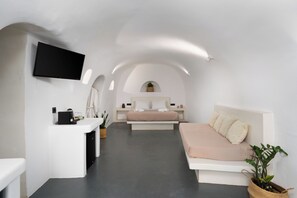 Desk, free WiFi - Elios Cave Suites (Oia)