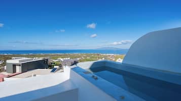 Deluxe Double with Outdoor Hot Tub & Sea View | Außen-Whirlpool