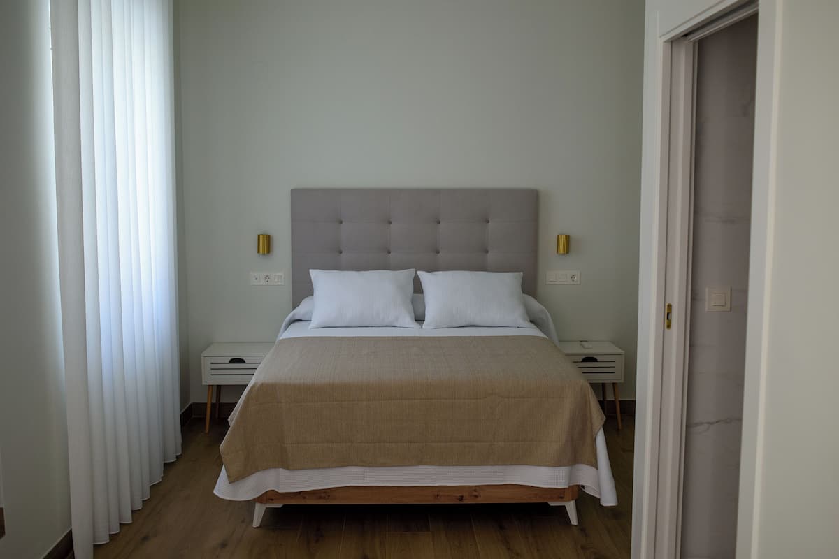 Superior Studio, Garden View