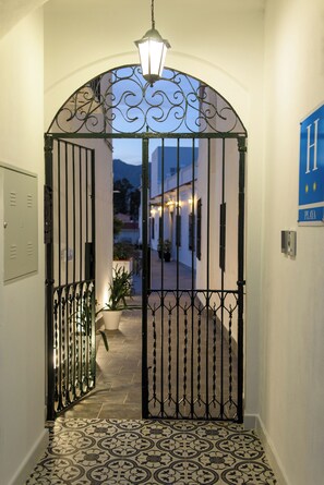 Fachada de la propiedad
