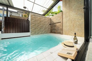 Pool - 3 Beds Villa Laguna with Pool and Gym (Tambon Choeng Thale)