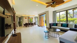 Biệt thự Cao cấp, 3 phòng ngủ, quang cảnh vườn | Khu phòng khách