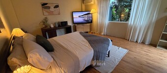 Private and Cozy Guest Flat in Central Dianella