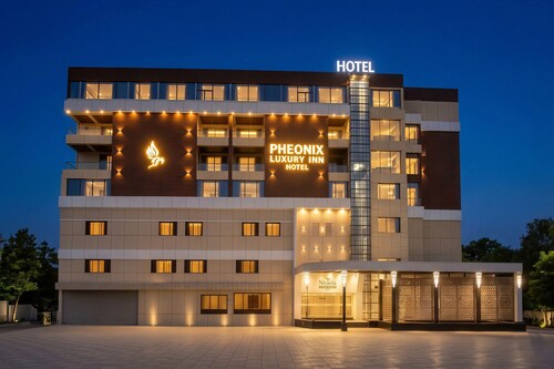 Pheonix Luxury Inn Hotel