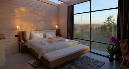 Skyview Wellness Cabin - Jacuzzi, PS5, Sauna, BBQ