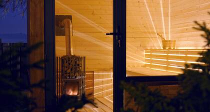 Skyview Wellness Cabin - Jacuzzi, PS5, Sauna, BBQ