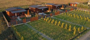 Exterior - Skyview Wellness Cabin - Jacuzzi, PS5, Sauna, BBQ (Gamarjveba)