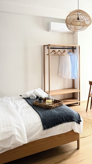 Iron/ironing board, WiFi, bed sheets - Pran' Detit Apartments: 1-bedroom apartment in Vlora with balcony (Vlora)