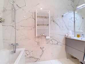 Towels - Blue Wave by Interhome (Cagnes-sur-Mer)