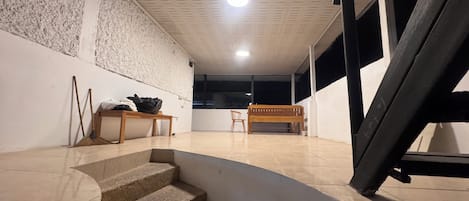 Apartment, 1 Bedroom, Smoking, Balcony | Interior