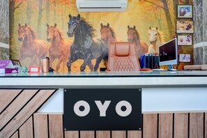 House | Reception - Collection O Gorakhpur Mandir (Gorakhpur)