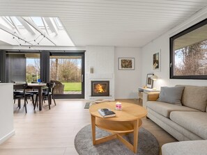 TV, fireplace - "Arild" - 700m from the sea by Interhome (Faxe Ladeplads)