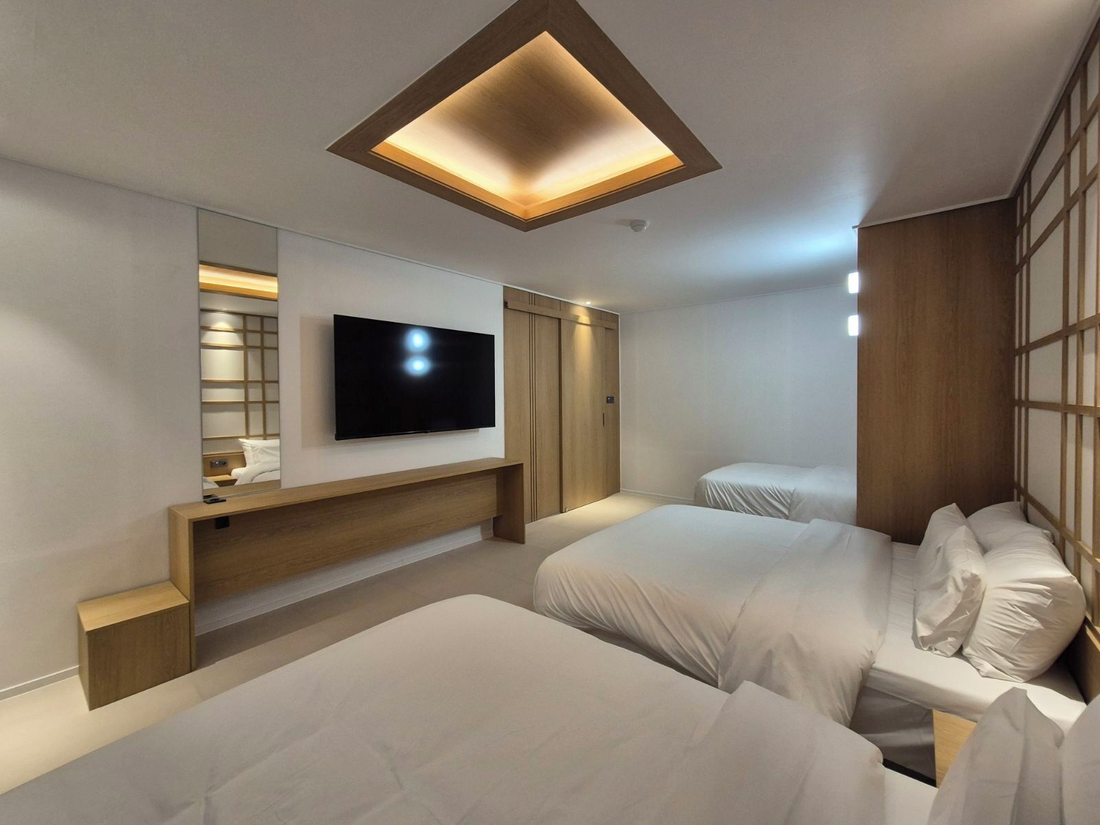Family Suite Poolvilla | 遮光窗帘、免费 WiFi