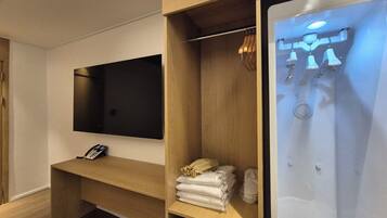 Superior Twin Room | Free WiFi