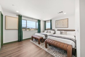 9 bedrooms, iron/ironing board, free WiFi, bed sheets - 9 Bedroom/Sleeps 24/Pickleball/GameRoom (Coachella)