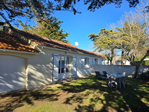 Charming house near beach - 4 guests
