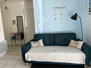 TV - Charming T2 by the central beach - 4 guests (Capbreton)