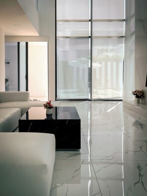 Interior - Luxurious Magnitude 8-Bedroom Villa in Pattaya (Bang lamung District)