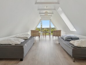 4 bedrooms - "Sigbritt" - 3.7km from the sea by Interhome (Nexø)