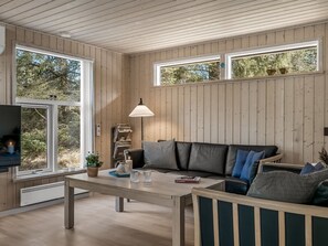 TV, fireplace - "Ayen" - 1.2km from the sea by Interhome (Saltum)
