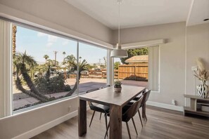 House | 3 bedrooms - Zen Palm Desert Bungalow (Palm Desert)