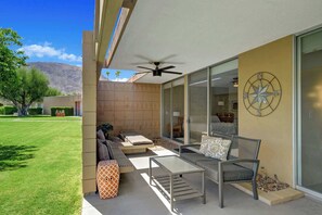 Apartment | 2 bedrooms - Modern Krisel Retreat With Mountain Views Pool A (Palm Desert)