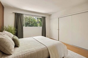 House - Hugh Kaptur Hideaway Villa (Palm Desert)