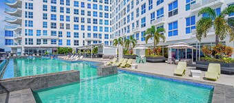w Amazing Comfy 1BR w Pool on Avenida Balboa
