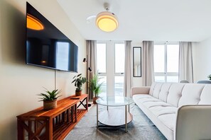 Apartment - w Amazing Comfy 1BR w Pool on Avenida Balboa (Panama City)