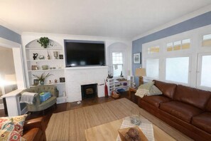 House, Accessible | 5 bedrooms, Internet - Best Location 5 BD Spacious Family Home- Indianapolis IN (Indianapolis)