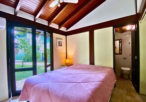 Dubbelrum - utsikt mot trädgården