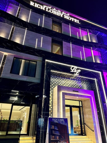 RICH LOBBY HOTEL HAIL