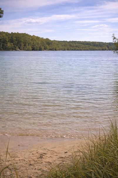 Perfect outdoor setting for camping, events, and waterfront enjoyment.