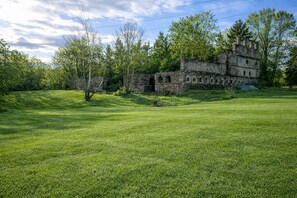 Miscellaneous - Perfect outdoor setting for camping, events, and waterfront enjoyment. (Marlbank)