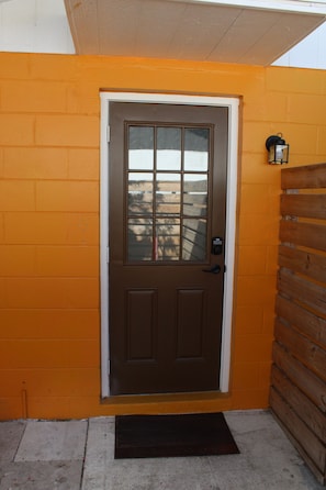 Exterior detail - The Yellow House Getaway# 2 (Tampa)