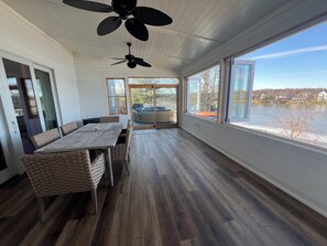 Outdoor dining - "Luxury Lakefront Home /
Views & Outdoor Living" (Athens)