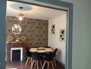 Dining - Vrbo Property (Lorient)