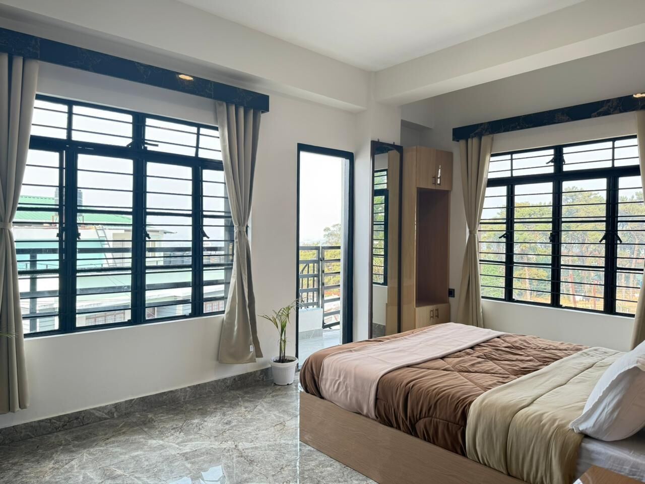 Deluxe Double Room, Balcony, Mountain View