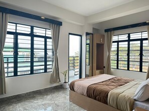 Deluxe Double Room, Balcony, Mountain View - The Notting Hills Inn (Shillong)