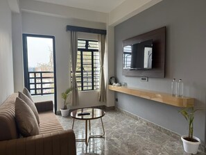 Deluxe Double Room, Balcony, Mountain View | Living area - The Notting Hills Inn (Shillong)