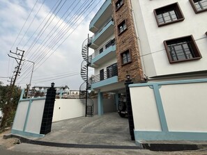 Exterior - The Notting Hills Inn (Shillong)