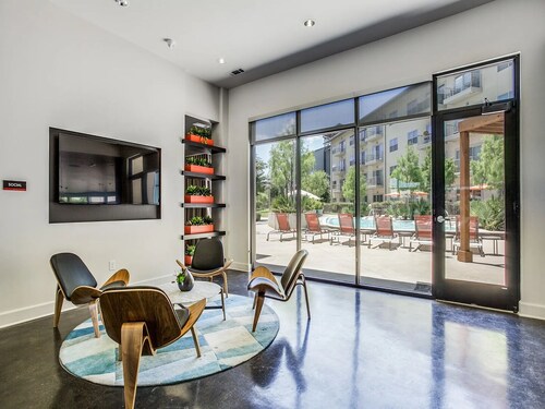 Landing Amazing 1bd, Gym