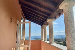 Property grounds - Villa 4 Venti with private pool (Abbiadori)