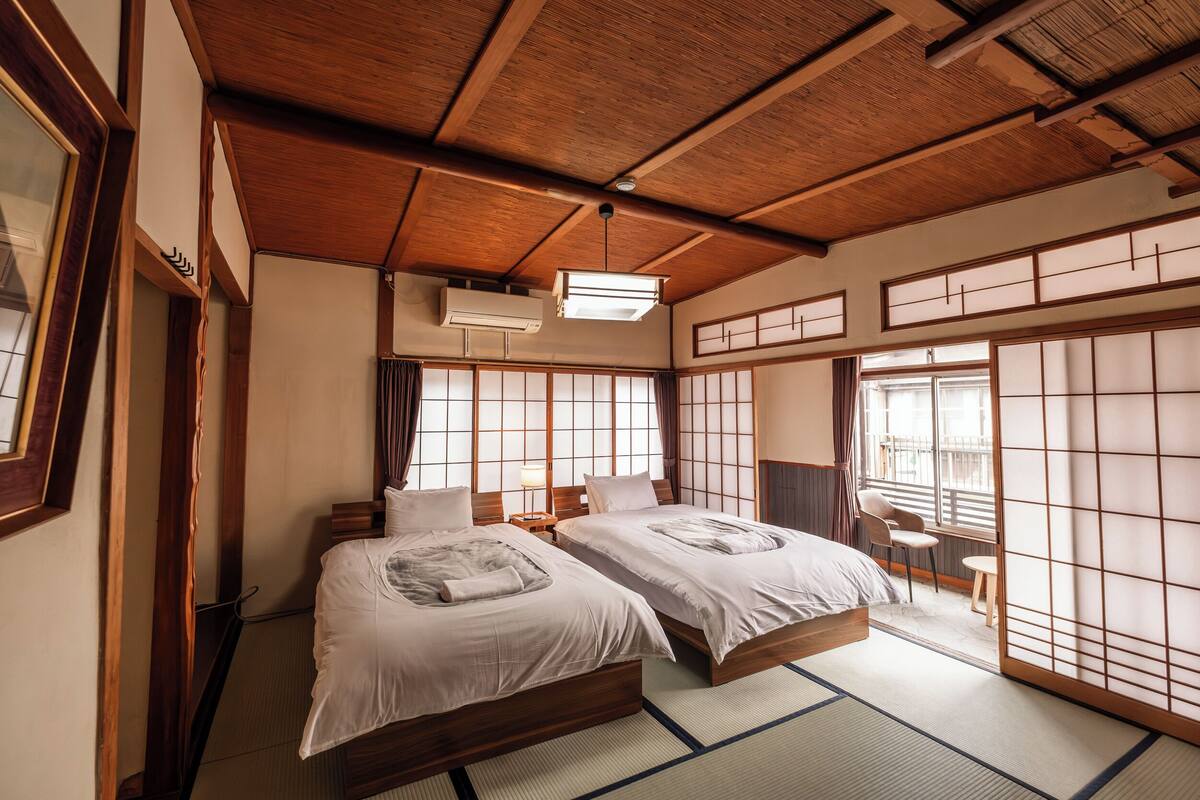 Chambre Supérieure Double ou avec lits jumeaux, non-fumeur, vue montagne