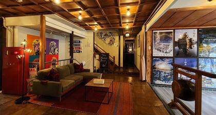 Snow Monkey Lodge - Hostel
