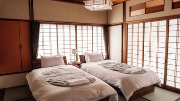 Premium bedding, down comforters, free WiFi, bed sheets