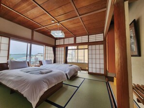 Basic Twin Room, Non Smoking, Mountain View - Snow Monkey Lodge - Hostel  (Yamanouchi)
